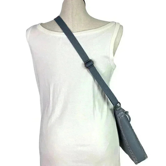 The Sak Lucia Leather Zip Top Crossbody Bag Dusty Blue Crochet Adjustable NEW - Picture 8 of 12